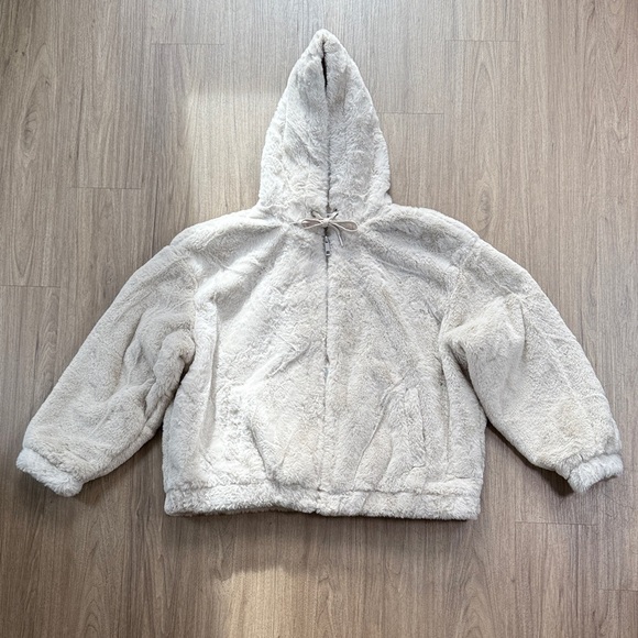 Time and Tru Jackets & Blazers - Time and Tru Cream Bomber Jacket
